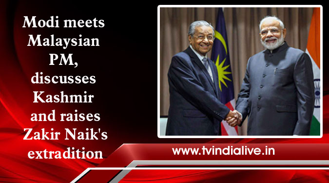 Modi meets Malaysian PM, discusses Kashmir and raises Zakir Naik’s extradition