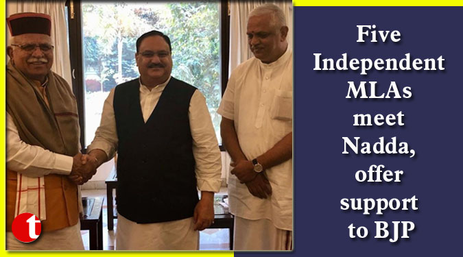 Five Independent MLAs meet Nadda, offer support to BJP