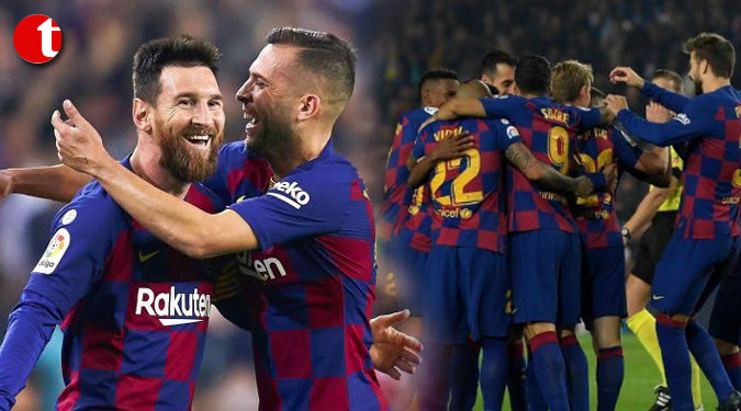 La Liga: Magical Messi sends Barcelona top in Valladolid rout