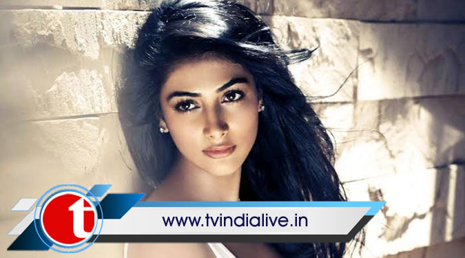 Pooja Hegde wants to be a Christmas caroler