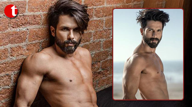 Fans drool over Shahid’s shirtless avatar