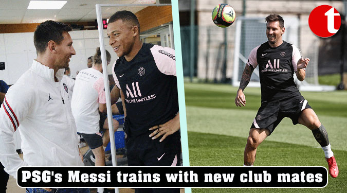 PSG’s Messi trains with new club mates