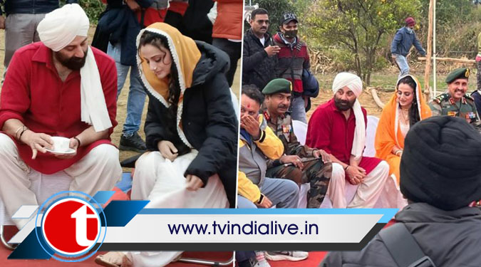 Tara Singh Returns: Sunny Deol, Ameesha Patel start filming ‘Gadar 2’