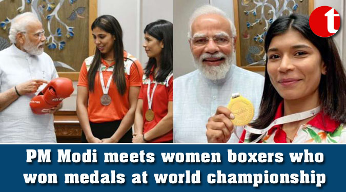 PM Modi meets women boxers who won medals at world championship