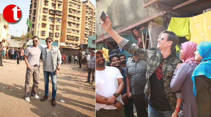 Suniel Shetty and Vivek Anand Oberoi go back to Dharavi to recreate memories of shooting MX Player's Dharavi Bank!