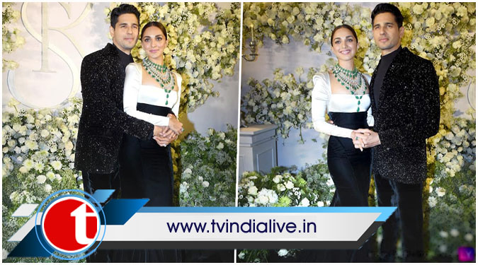 Sidharth-Kiara host wedding reception for Bollywood colleagues