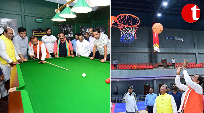 Deputy CM Maurya tried a hand in Billiards and Basketball in TSH, he also did shooting