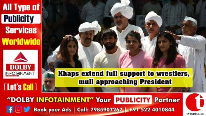 Khaps extend full support to wrestlers, mull approaching President