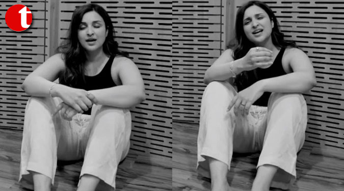 Parineeti impresses fans again, sings Abida Parveen's 'Tu Jhoom'