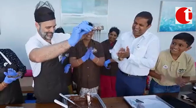 Watch: Rahul Gandhi Tries His Hand At Chocolate-Making At Ooty Factory