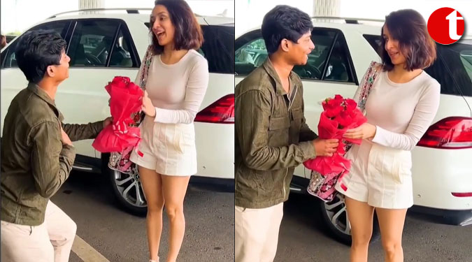 Shraddha Kapoor gets proposed at the Airport by a Fan