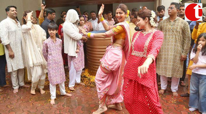 Watch Shilpa Shetty Dance!