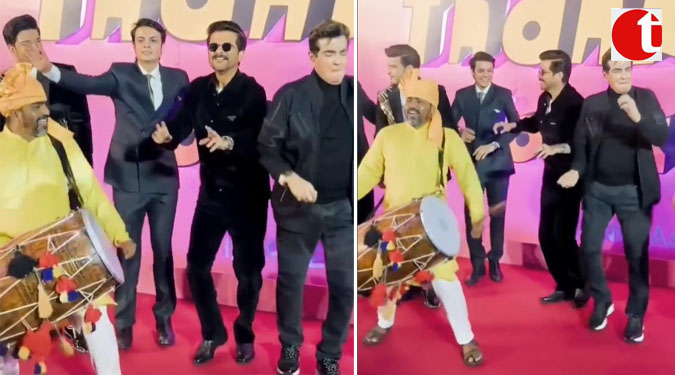 Anil Kapoor & Jitendra dancing video, Movie Thankyou