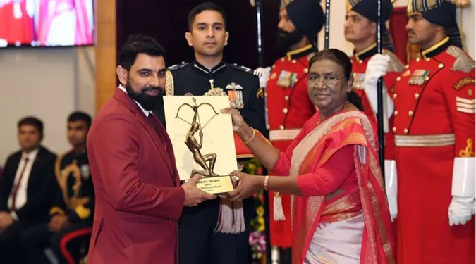 Mohammed Shami Receives Arjuna Award from President Droupadi Murmu