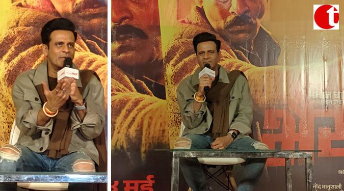 Manoj Bajpayee celebrates his 100th film 'Bhaiyya ji' in Lucknow