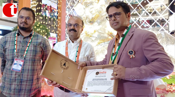 World's Biggest Ganesha Idol Made of Coins Unveiled at Phoenix United Mall, Lucknow