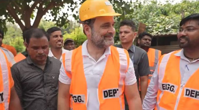 Rahul Gandhi interacts with rail trackmen, highlights their problems