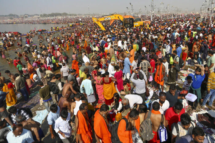 महाकुंभ में स्नान करने वालों की संख्या 45 करोड़ के पार, Amrit Snan को लेकर CM Yogi के सख्त निर्देश