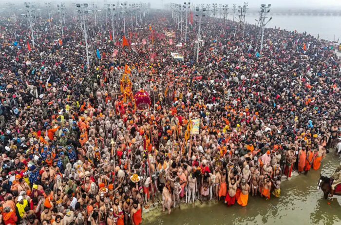 प्रयागराज महाकुंभ: माघ पूर्णिमा के मौके पर अब तक 73 लाख लोगों ने किया स्नान