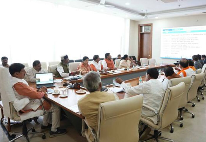 भोपाल आने वाले सभी निवेशक हमारे विशेष अतिथि उनका स्वागत भारतीय परम्परा से करें : मुख्यमंत्री डॉ. यादव