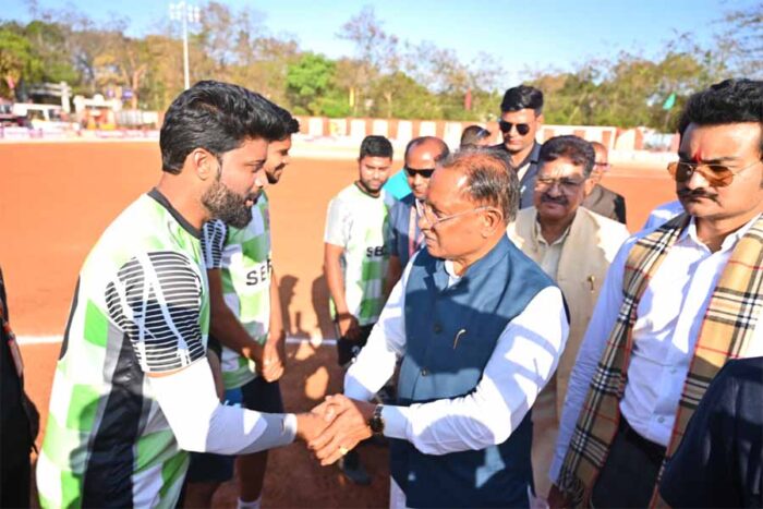 भारतीय गोल्ड कप फुटबाल प्रतियोगिता के समापन कार्यक्रम में शामिल हुए मुख्यमंत्री साय