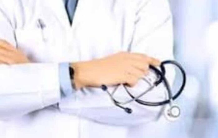 बड़वानी में बिना डिग्री और लाइसेंस के डॉक्टर कर रहे इलाज, स्वास्थ्य विभाग बना अनजान