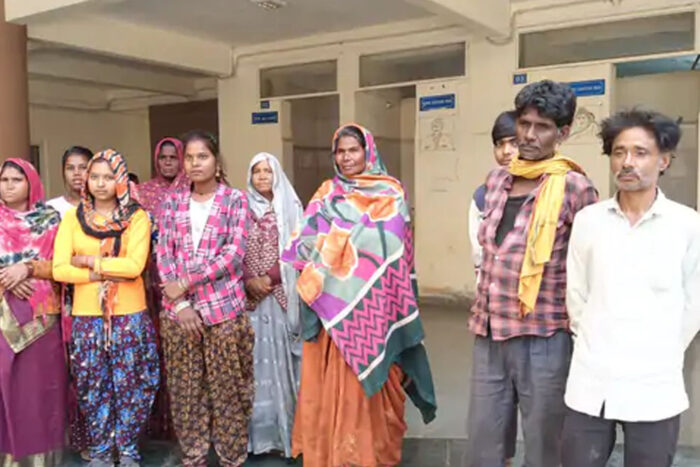 कर्नाटक में बंधक बने मजदूरों में 12 की वापसी, ठेकेदार को भेजा जेल , लौटकर आए लोगों ने जो बताया…