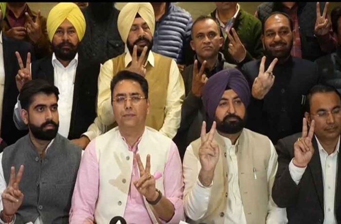 पंजाब के बठिंडा में आम आदमी पार्टी के सिर ताज सजा, पदमजीत मेहता चुने गए मेयर