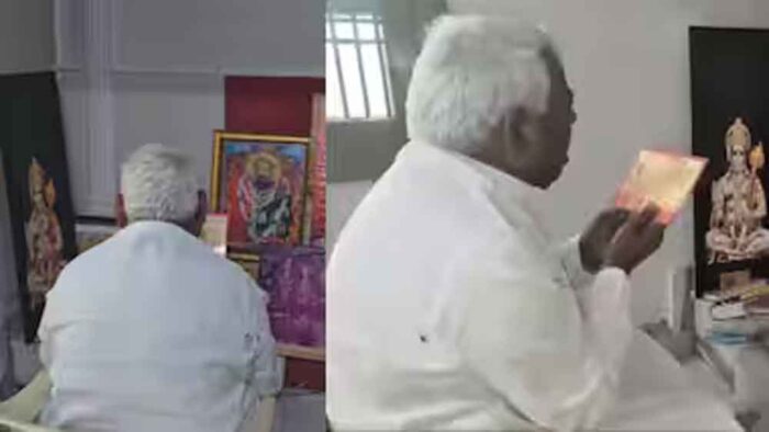 अवधेश प्रसाद मिल्‍कीपुर में मतदान के बीच राममय हुए, हाथ में हनुमान चालीसा ले पाठ करते दिखे