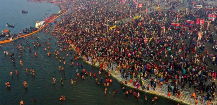 महाकुंभ में आने वाले श्रद्धालुओं की संख्या लगातार बढ़ती जा रही, सरकार की अनुमानित संख्या के करीब पहुंची