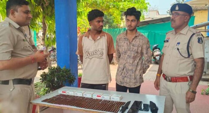 590 नग नाइट्रोटेन टेबलेट के साथ 2 आरोपी गिरफ्तार