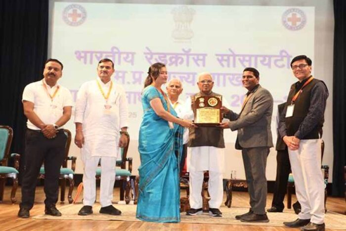 राज्यपाल की अध्यक्षता में म.प्र. शाखा की वार्षिक साधारण सभा संपन्न