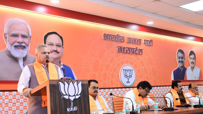 निकायों में ढाई साल में अच्छा काम हुआ, जनता की सेवा के लिए नवाचारों को अपनाते रहें -श्री अजय जामवाल