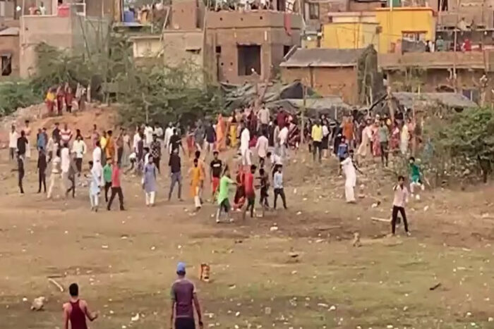 पश्चिम बंगाल के बीरभूम जिले के पांच ग्राम पंचायत क्षेत्रों में इंटरनेट और वॉयस-ओवर-इंटरनेट टेलीफोनी सेवाओं को निलंबित