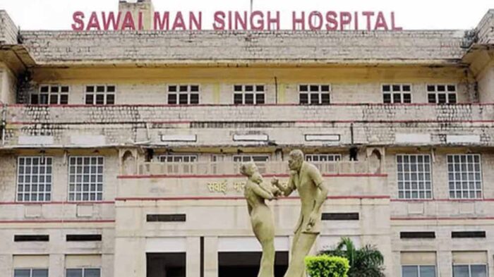 जयपुर में होली की मस्ती में विदेशी पर्यटकों को भांग का नशा करना पड़ा भारी