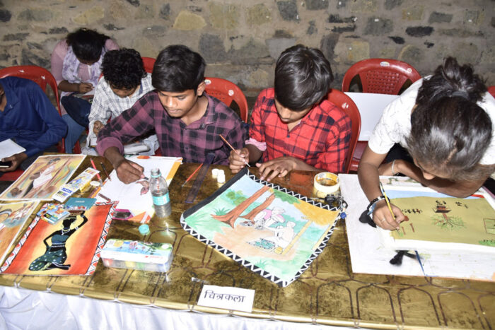 बस्तर पंडुम के माध्यम से पारंपरिक नृत्य, लोकगीत, हस्तशिल्प और आदिवासी रीति-रिवाजों को मिला समुचित मंच
