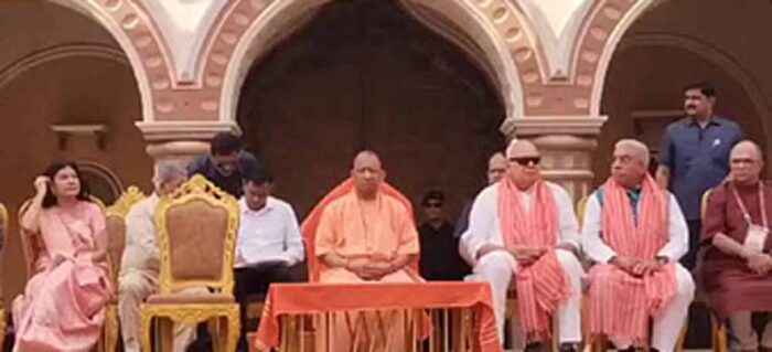 मुख्यमंत्री योगी आदित्यनाथ अयोध्या दौरे पर,  किए रामलला के दर्शन-पूजन