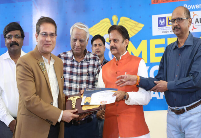 संगठित प्रयासों से हम प्रदेश को स्वास्थ्य मानकों में शीर्ष पर लाने में सफल होंगे: उप मुख्यमंत्री शुक्ल