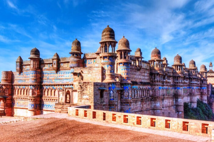 ऐतिहासिक ग्वालियर किले का आधा हिस्सा निजी हाथों में, 5 साल सौंदर्यीकरण और देखरेख के लिए दिया गया