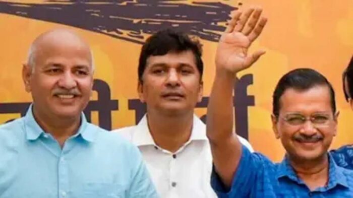 आप पार्टी में हुए बड़े बदलाव, सौरभ भारद्वाज बनाए गए दिल्ली प्रदेश अध्यक्ष, सिसोदिया को पंजाब का प्रभार