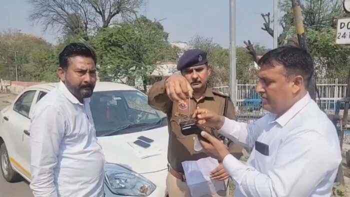 कैथल में रेलवे फाटक पर गलत साइड से निकलना तहसीलदार को पड़ा महंगा, ट्रैफिक पुलिस ने काटा चालान
