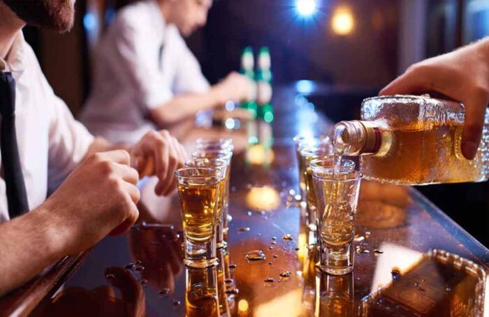 राजधानी चंडीगढ़ में शराब के शौकीनों के लिए खुशखबर, अगले वित्तीय वर्ष में नहीं बढ़ेंगी कीमतें