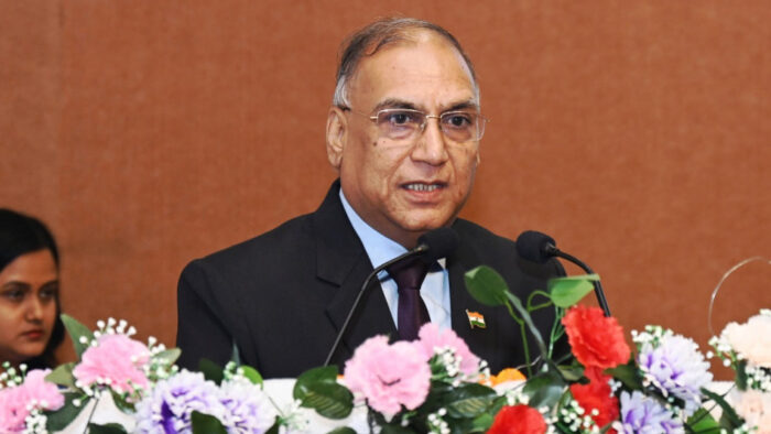 उपभोक्ता जागरूकता सम्मेलन में शामिल हुए उप मुख्यमंत्री, आयोग के द्विवार्षिक प्रतिवेदन का किया विमोचन