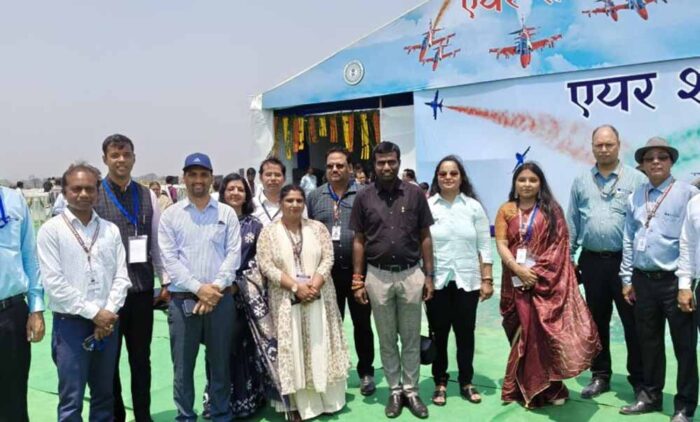 आसमान में अद्भुत नजारा देख रोमांचित हुए झारखंड वासी, एयर शो का हुआ समापन
