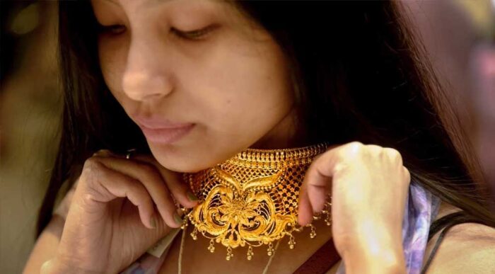 सस्ते सोने का इंतजार देख रहे लोगों के लिए अच्छी खबरआज सोने की कीमत में फिर से गिरावट आ गई