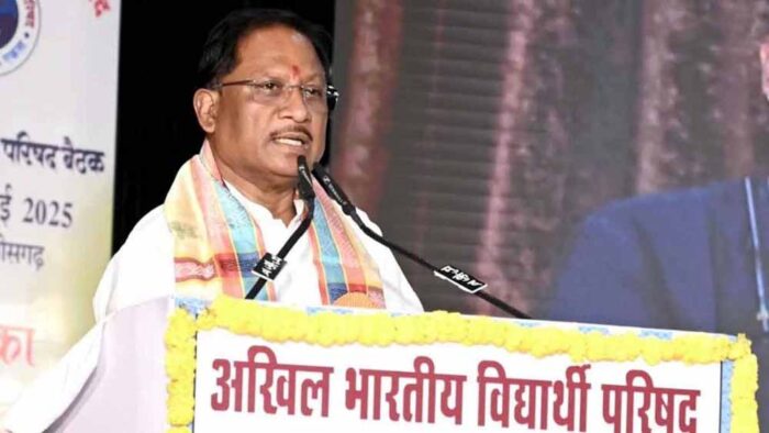 मुख्यमंत्री साय अखिल भारतीय विद्यार्थी परिषद के नागरिक अभिनंदन समारोह में हुए शामिल