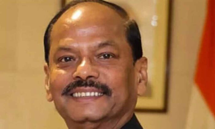 रघुबर दास बोले – ‘विदेशी धर्म’ के प्रभाव के कारण पेसा अधिनियम लागू नहीं कर रही हेमंत सरकार