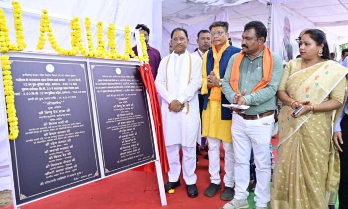 मुख्यमंत्री श्री विष्णु देव साय ने तोंगपाल में 16 करोड़ से अधिक लागत के विकास कार्यों का किया लोकार्पण
