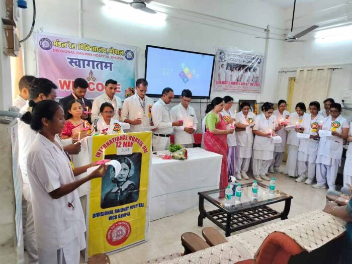 नर्सेस: एक नेतृत्व की आवाज” – मंडल रेल चिकित्सालय, भोपाल में मनाया इंटरनेशनल नर्सेस डे
