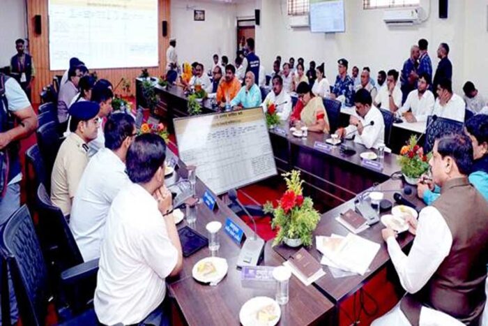 सिंहसथ-2028 में श्रद्धालुओं के सुगम आवागमन के लिए संपूर्ण मेला क्षेत्र में सड़कों का जाल बिछाकर किया जा रहा यातायात सुगम: मुख्यमंत्री डॉ.यादव